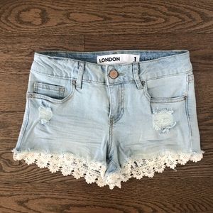 Flower Crochet Lace Trim Light Wash Denim Shorts